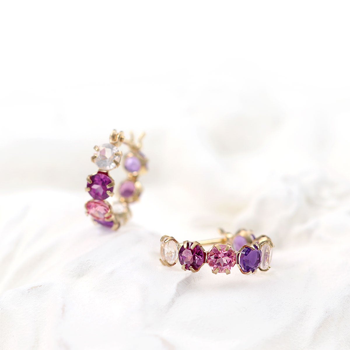 K10YG マルチストーン フープピアス_02