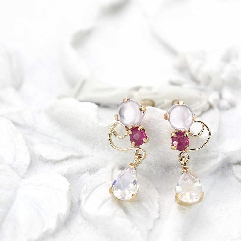 K10YG ローズクォーツ&ルビー&ブルームーンストーン ピアス_02