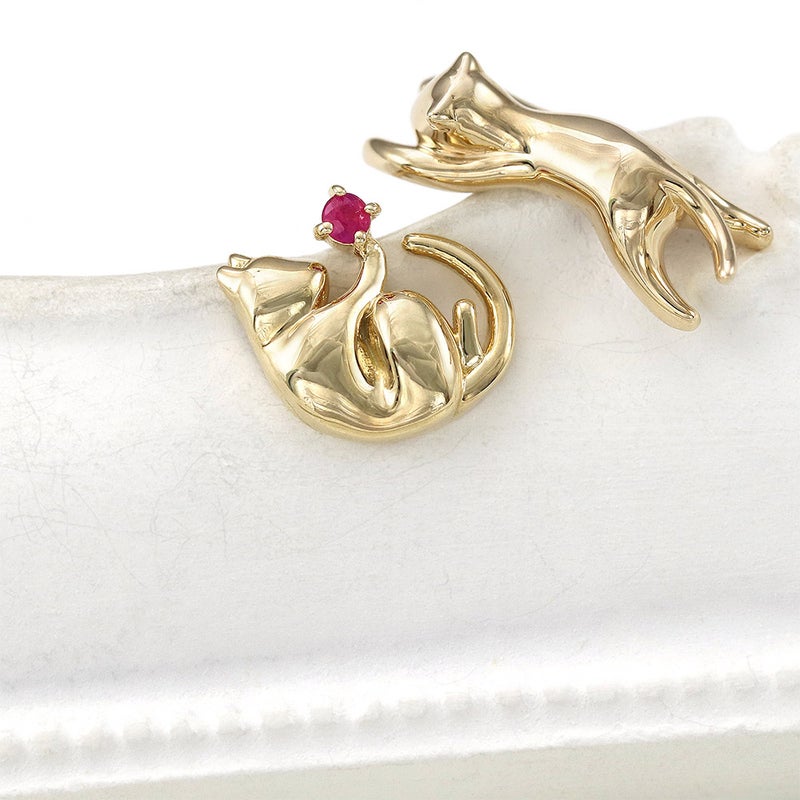 K10YG ルビー 猫ピアス_04