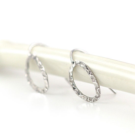 K10 オーバルモチーフ フックピアス_13