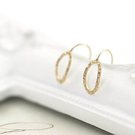 K10 オーバルモチーフ フックピアス_14