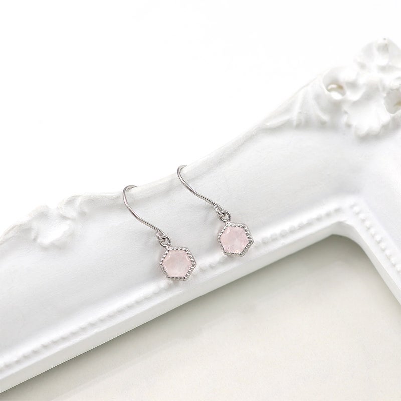 K10WG ローズクォーツ 六角形フックピアス_03