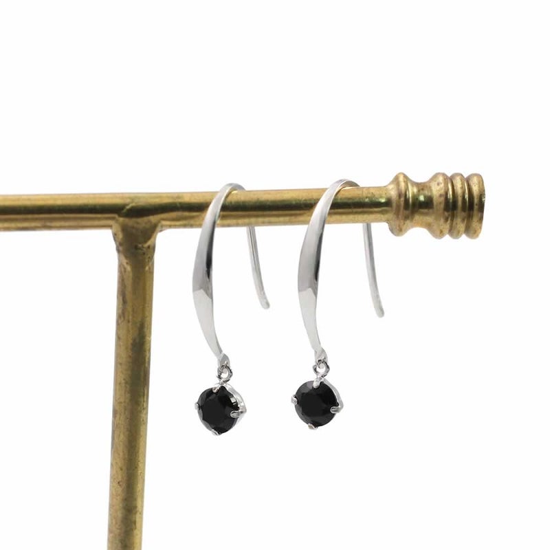 K14WG オニキス ピアス_04