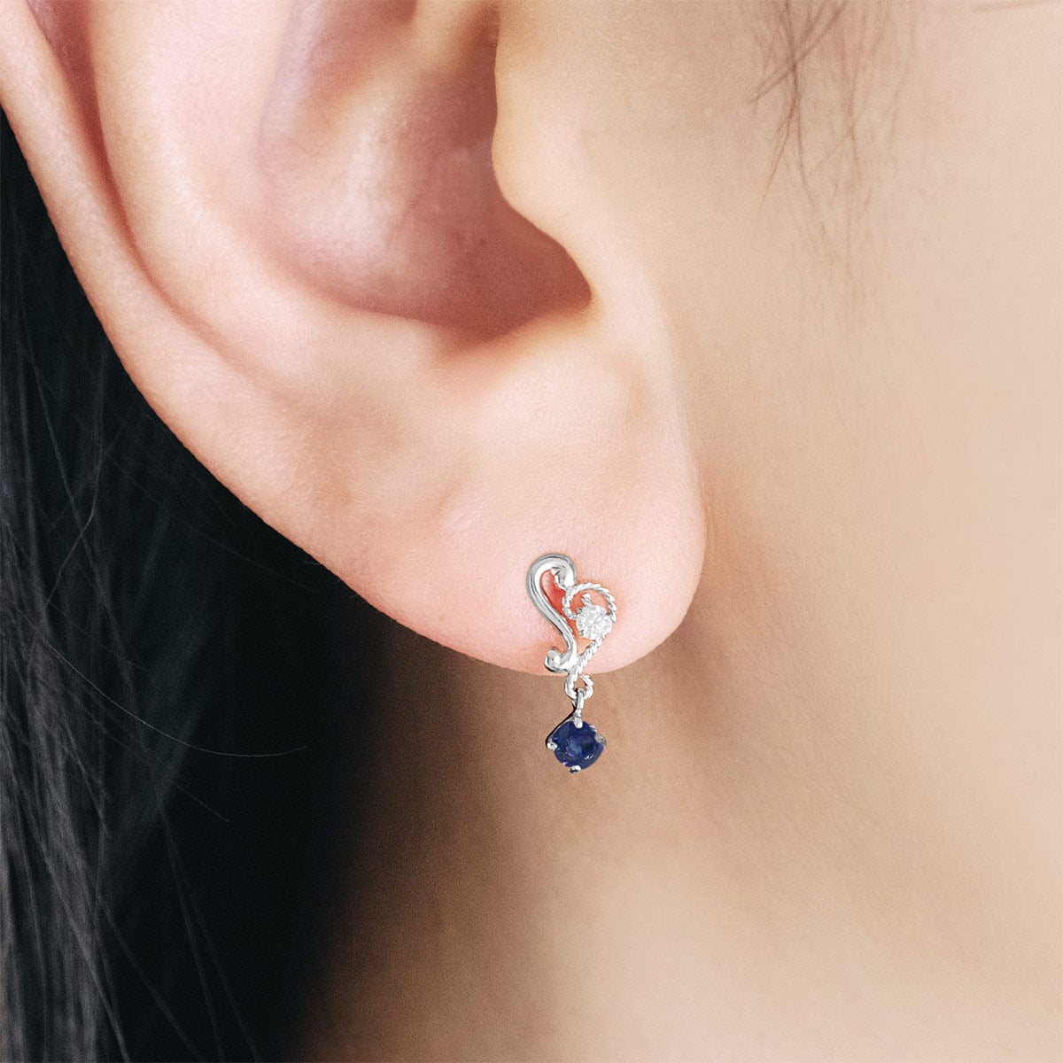 K14WG サファイア ハートピアス 9月の誕生石 | Jewelry ROLA