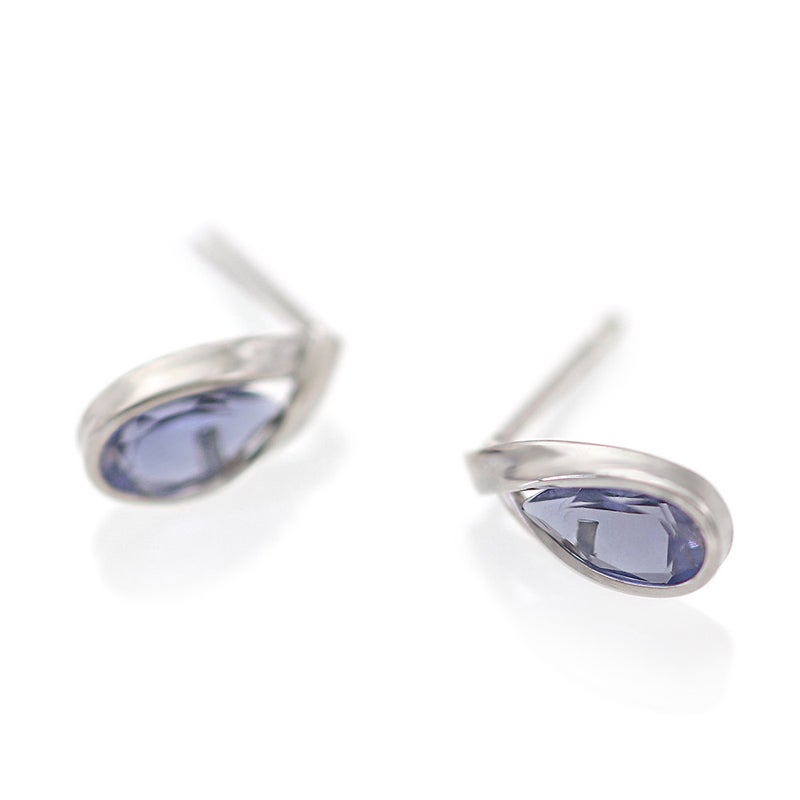 K14WG アイオライト ティアドロップピアス_03