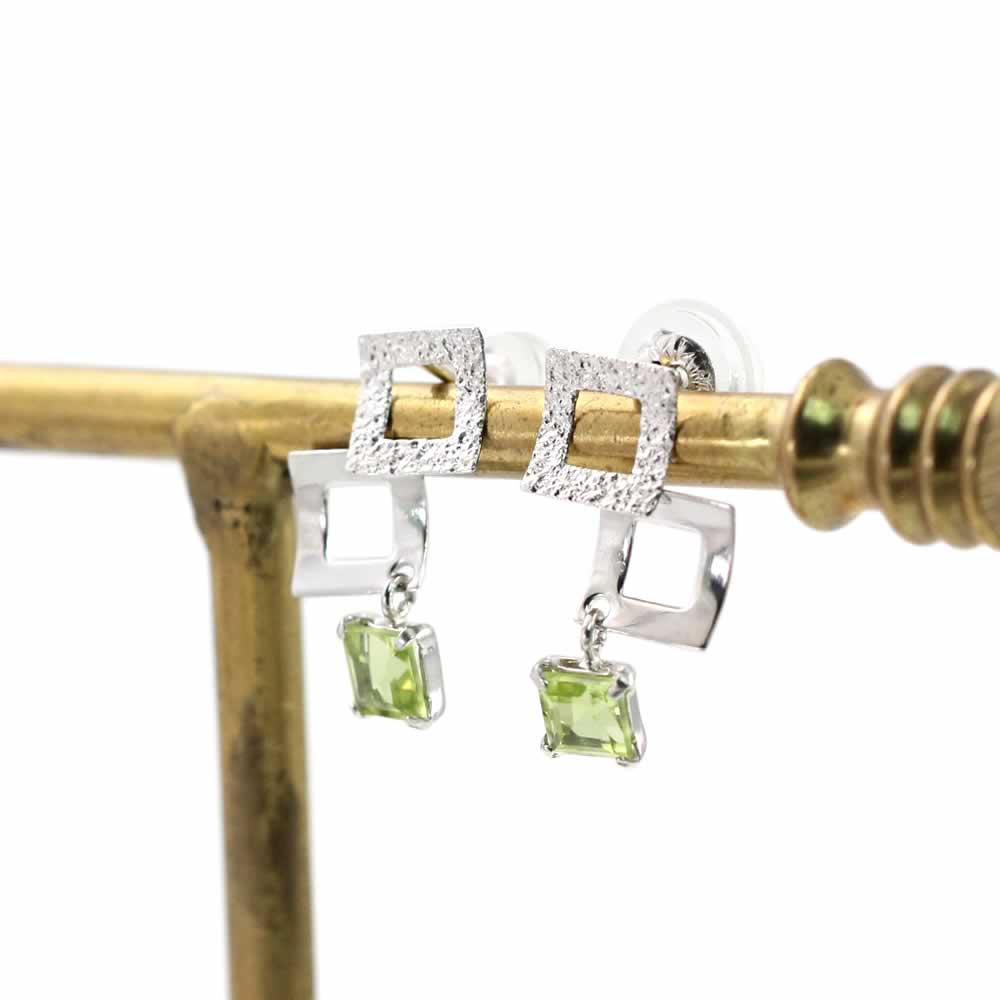 K14WG ペリドット ピアス_02