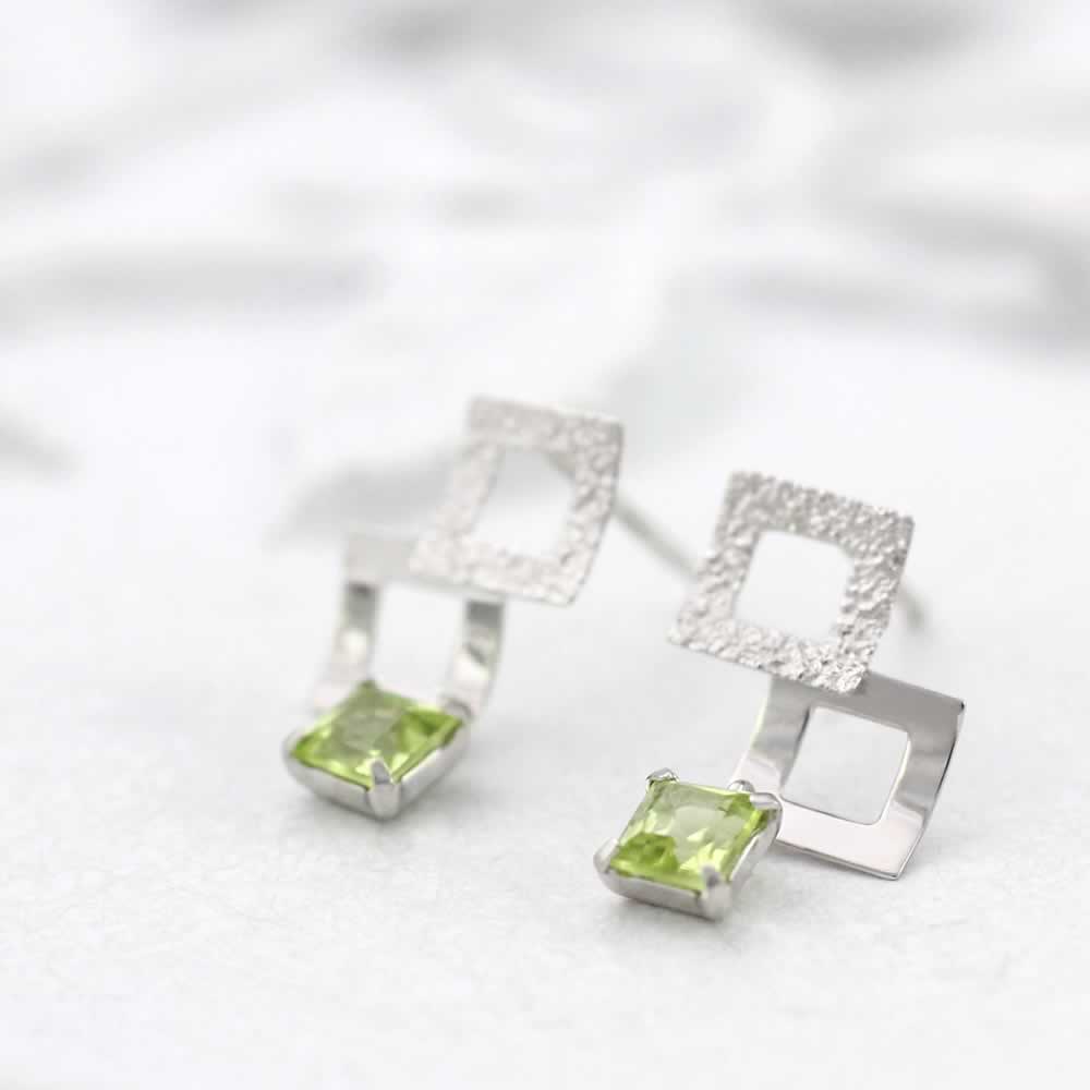 K14WG ペリドット ピアス_04