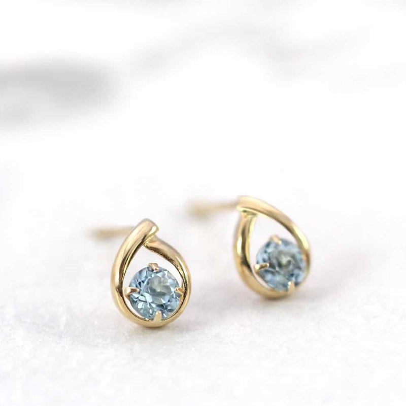 K18YG ブルートパーズ ピアス 11月の誕生石_04