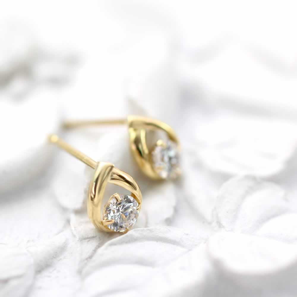 K18YG スーパーキュービックジルコニア ピアス_03