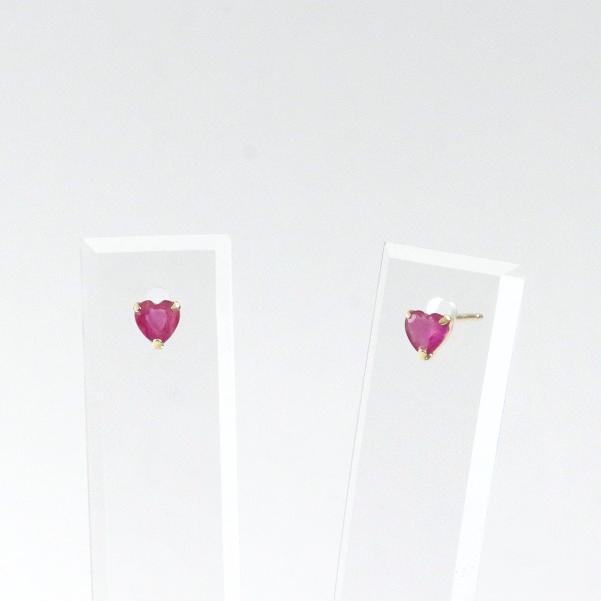 K18YG ルビー ハートピアス_03