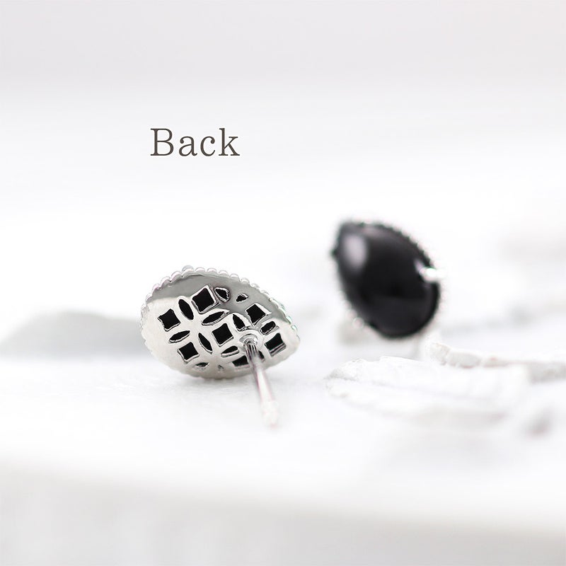 K18WG オニキス ピアス_09