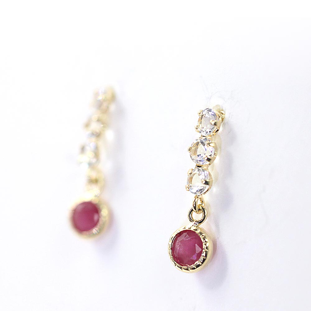 K18YG ルビー＆ホワイトトパーズ ピアス 11月の誕生石_03