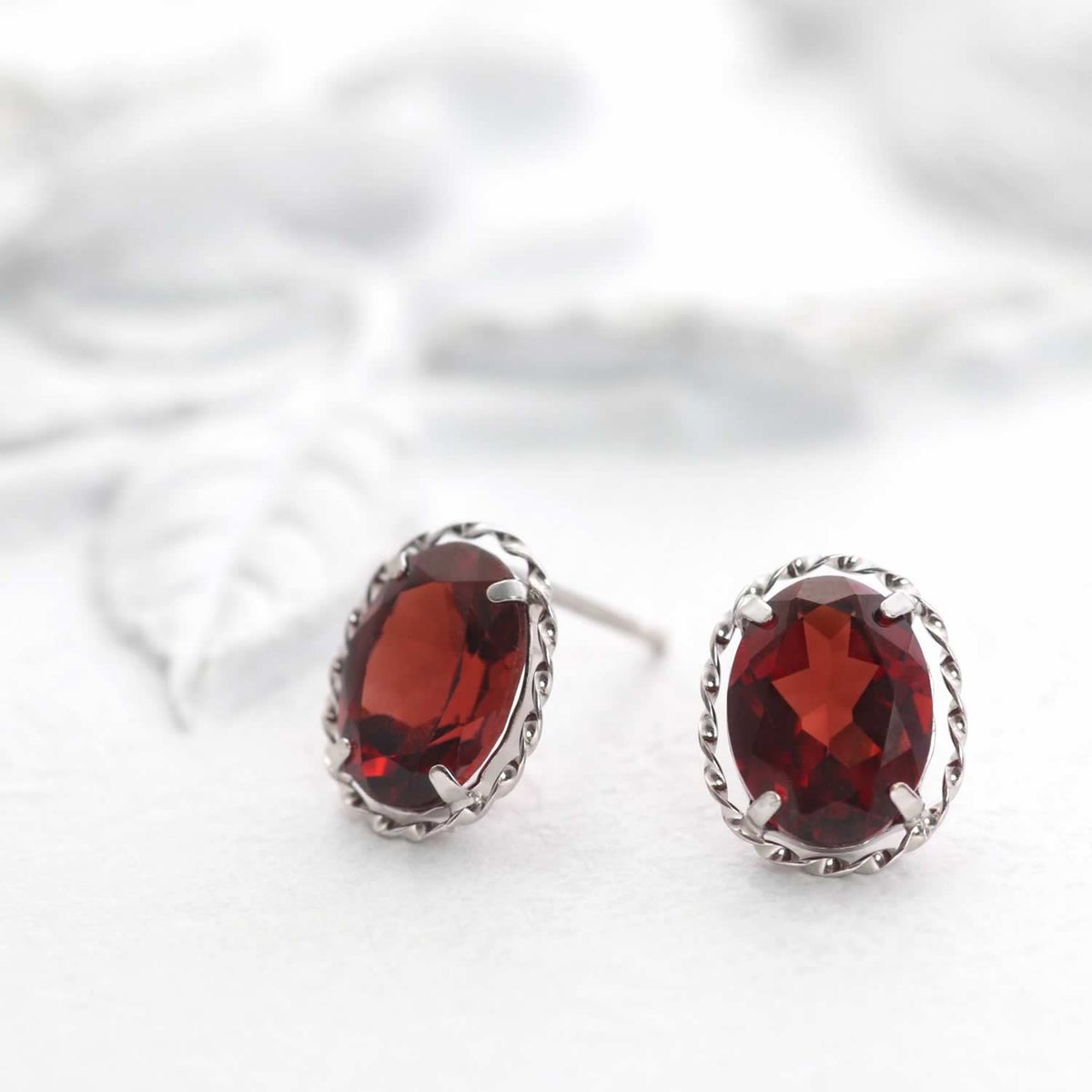 K18WG ガーネット ピアス_02