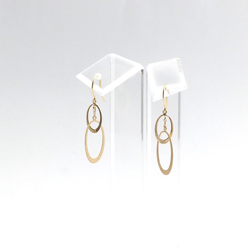 K18YG オーバルモチーフ フックピアス_09