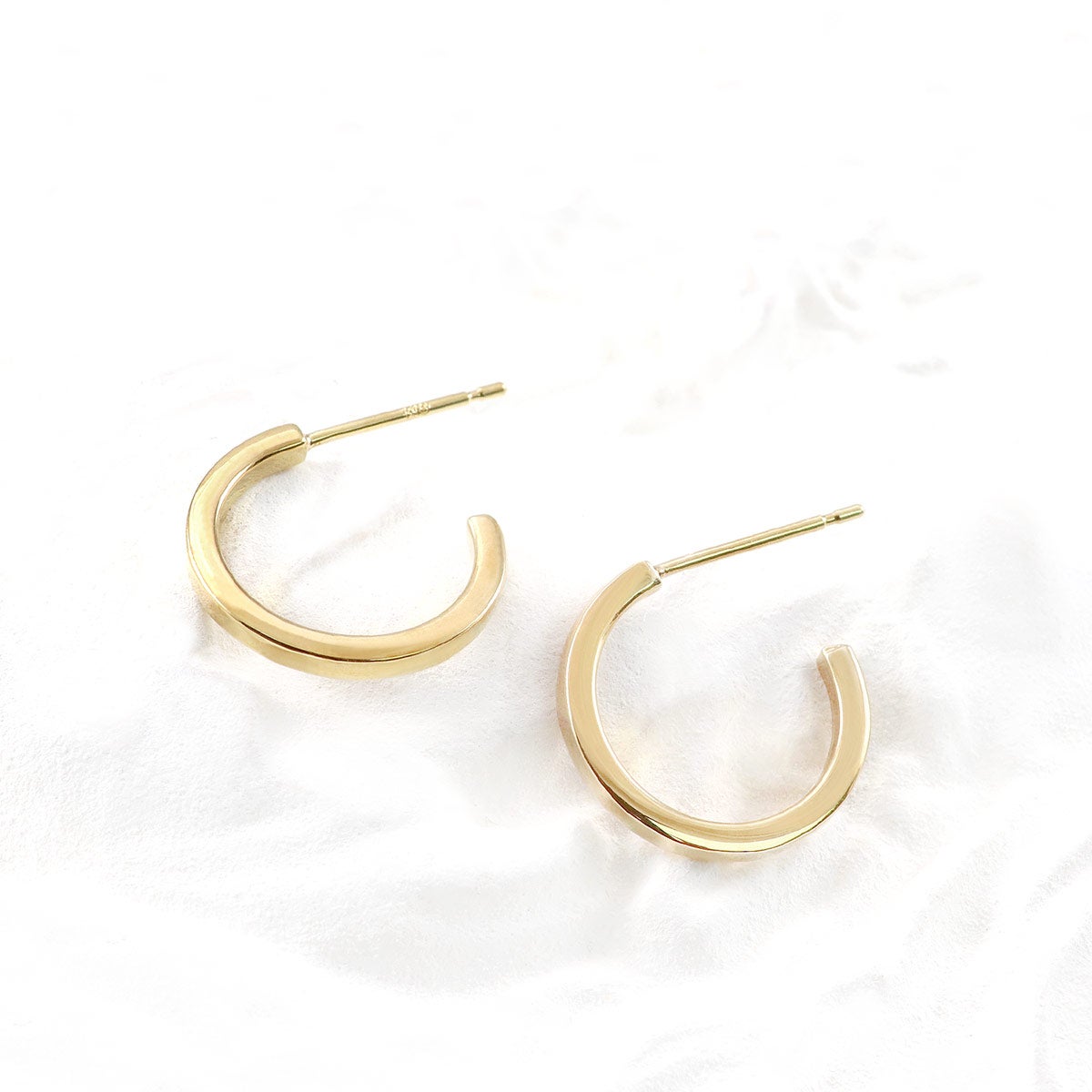 K18YG 半円フープ ピアス_02