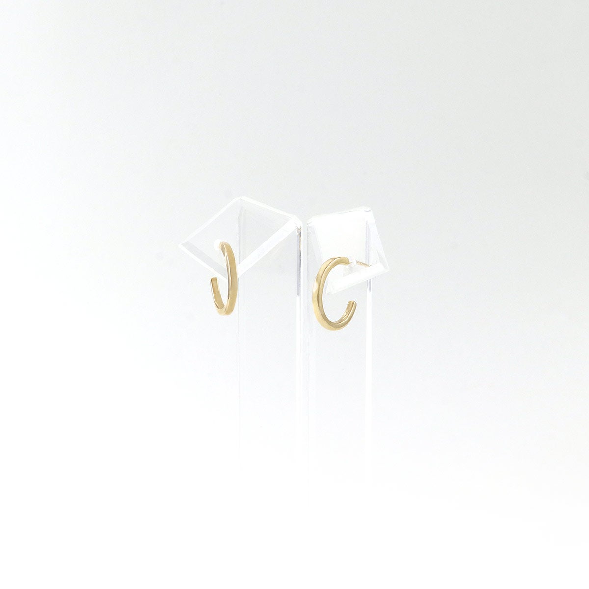 K18YG 半円フープ ピアス_09