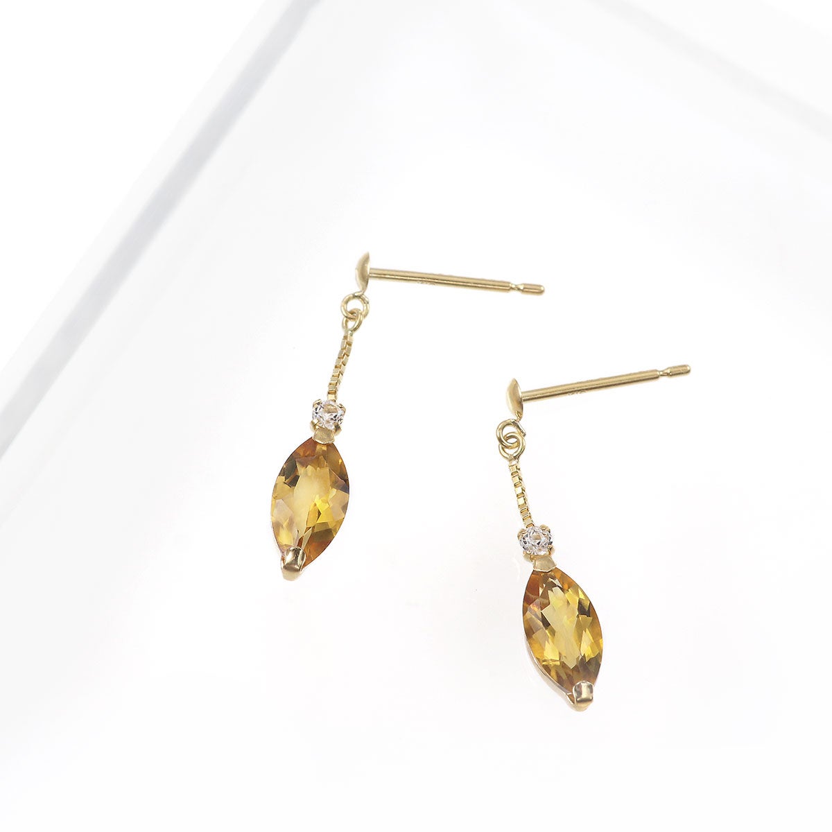 K18YG ホワイトトパーズ＆シトリン ピアス 11月誕生石_02