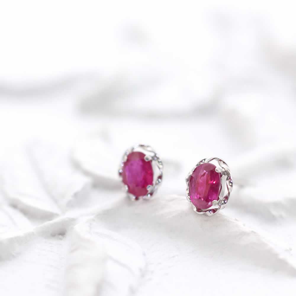 K18WG ルビー ピアス_02