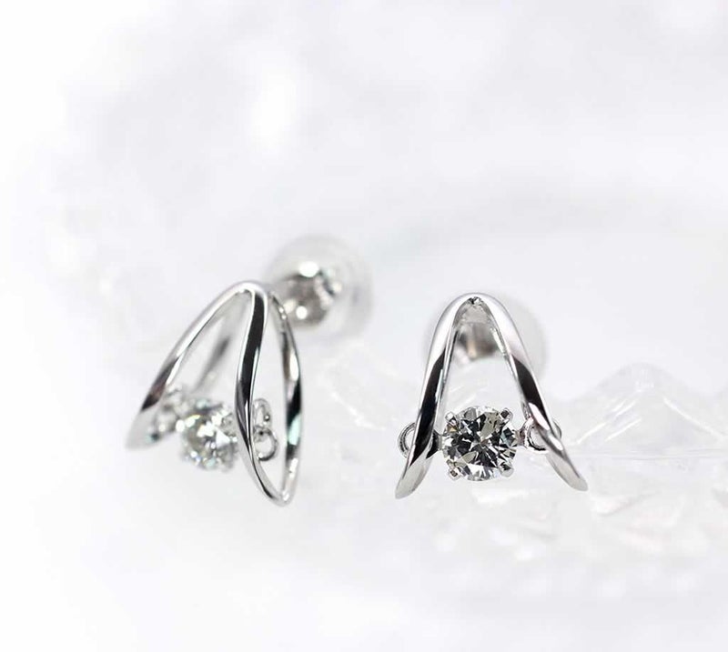 K18WG ダンシングストーン ダイヤモンドピアス_03