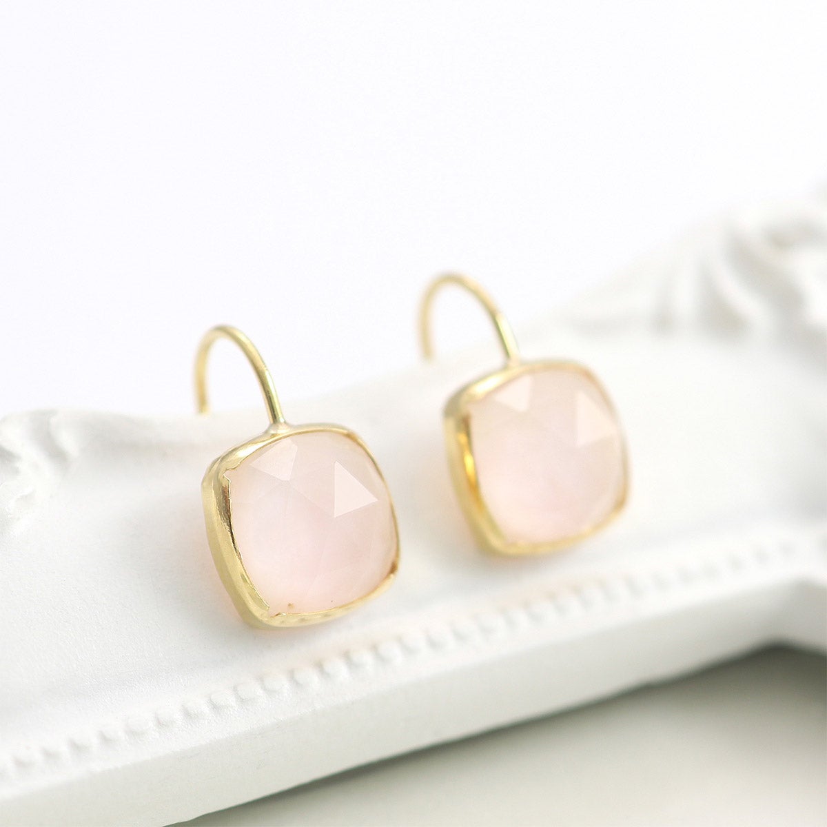 K18YG ピンクオパール＆クォーツ ダブレットピアス 10月誕生石_02