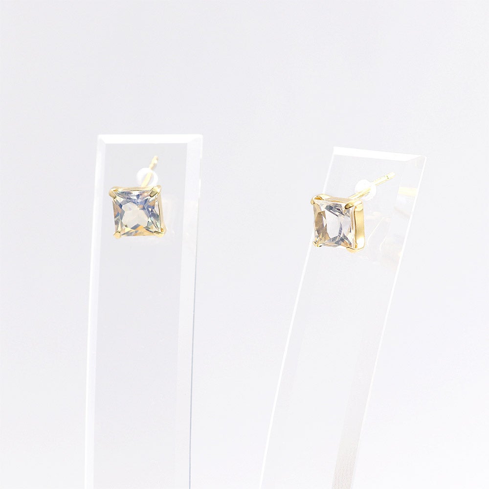 K18YG ブルームーンストーンピアス_04