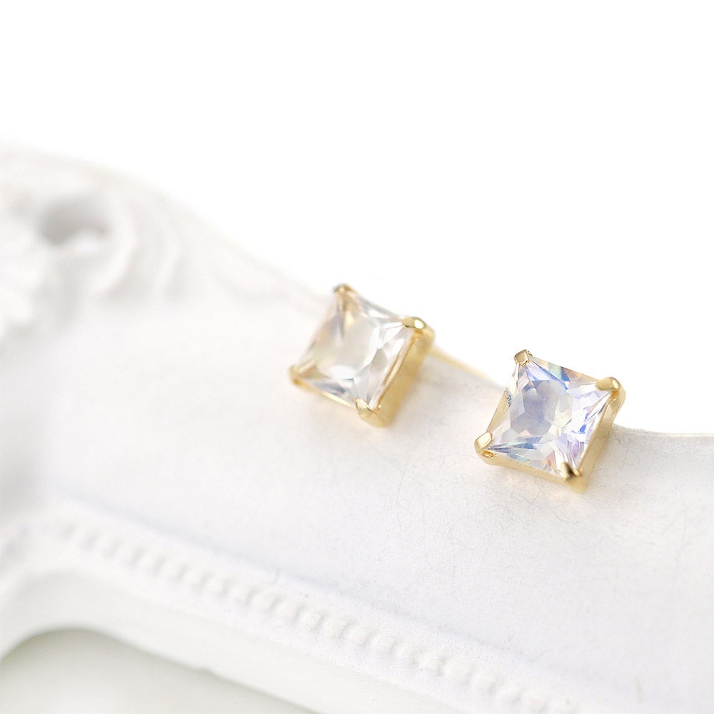 K18YG ブルームーンストーンピアス_12