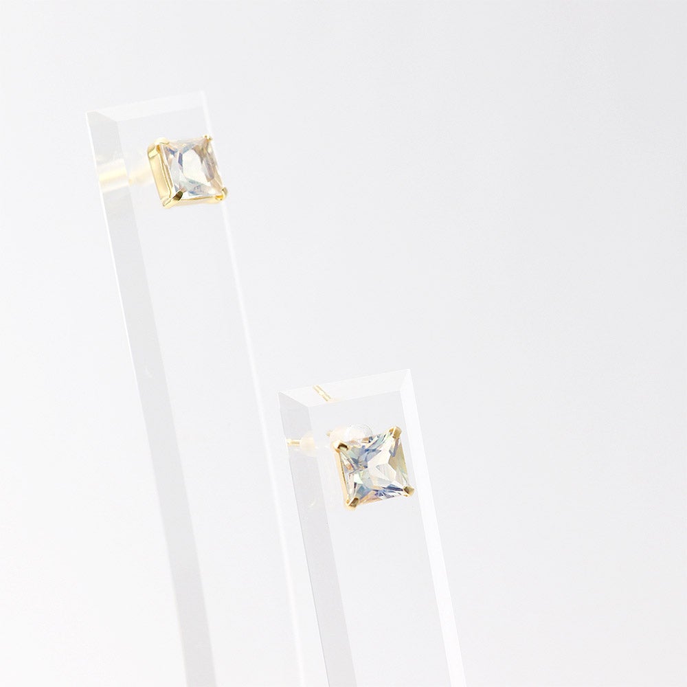 K18YG ブルームーンストーンピアス_14