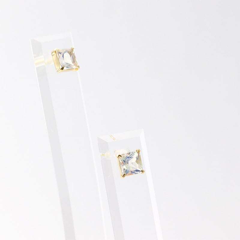 K18YG ブルームーンストーンピアス_14