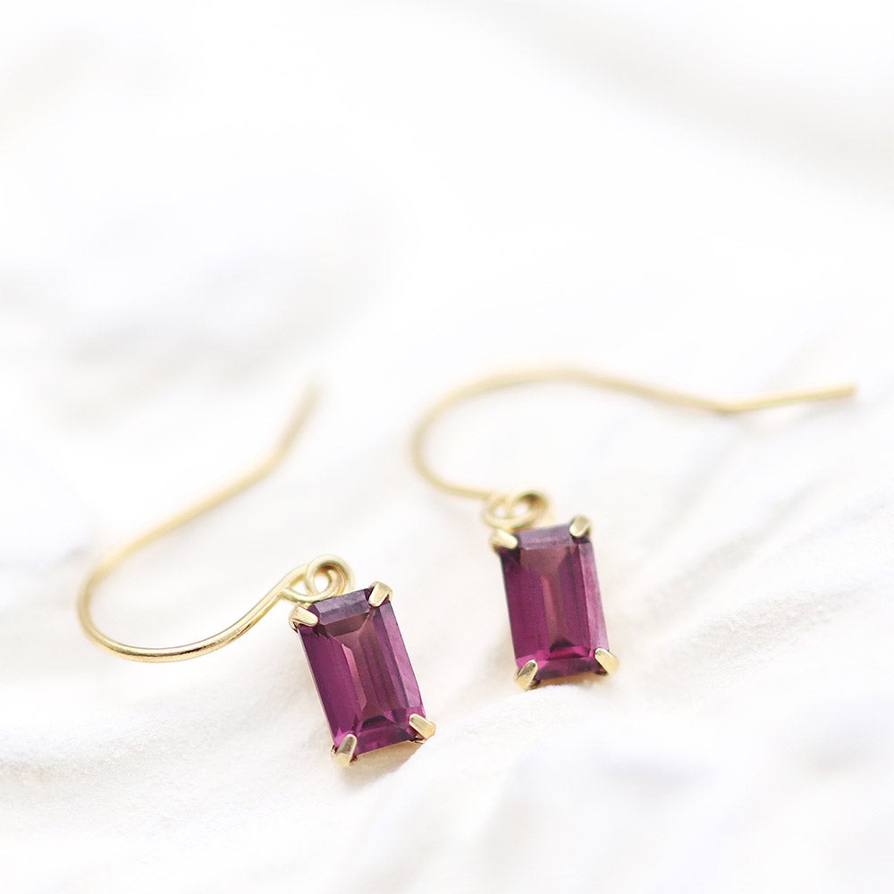 K18YG ロードライトガーネット フックピアス_02