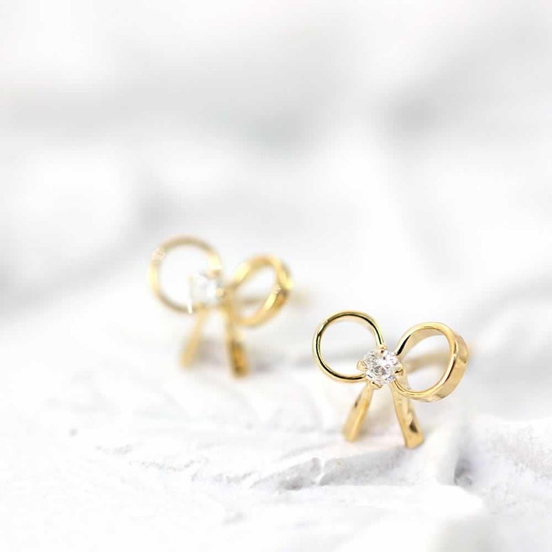 K18YG ダイヤモンド リボンピアス_02