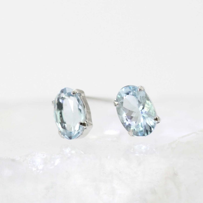 K18WG アクアマリン ピアス_04