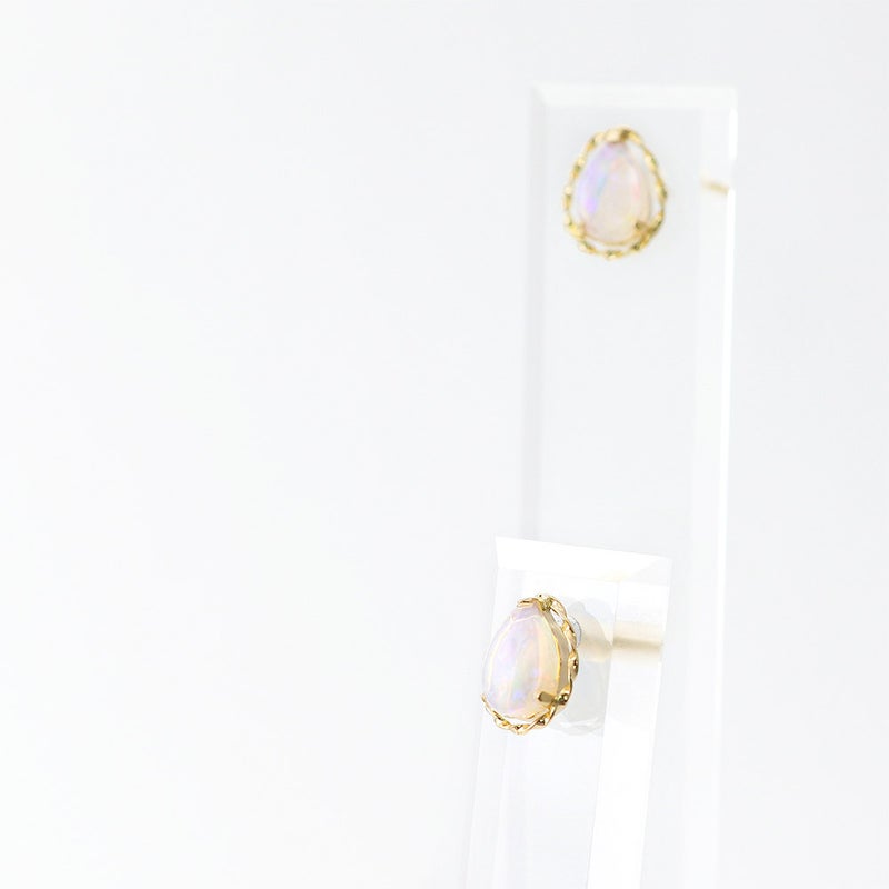 K18YG オパールピアス 10月の誕生石_09