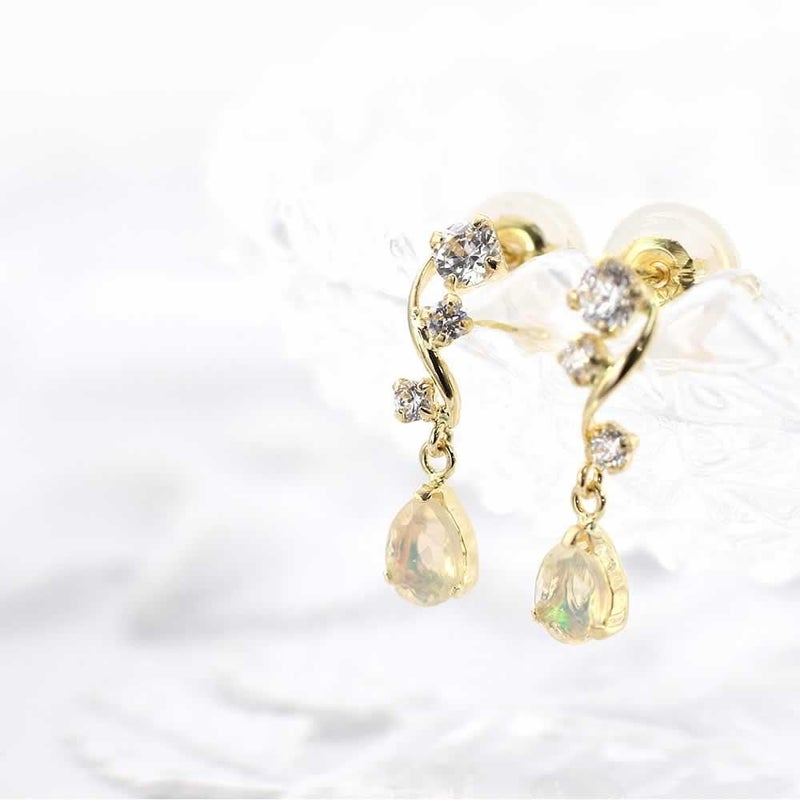 K18YG エチオピアオパール ピアス 10月の誕生石_03