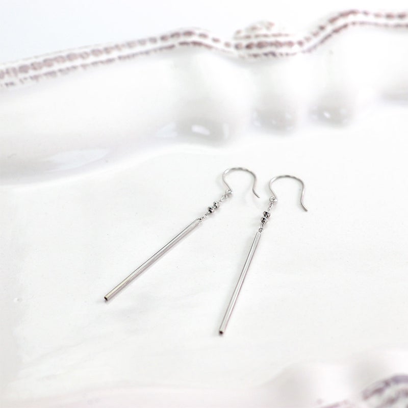 K18WG ロングフックピアス_04