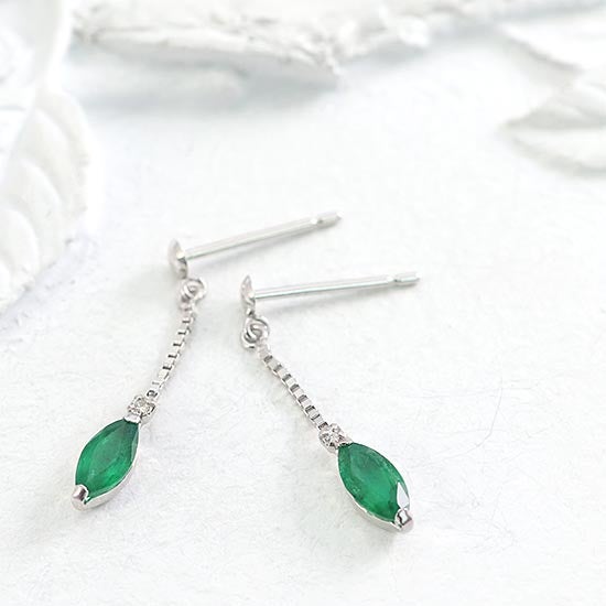 K18WG エメラルド＆ダイヤモンド ピアス_04