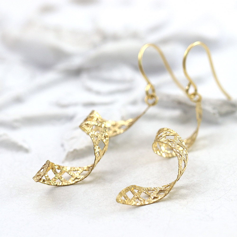 K18YG スパイラル フックピアス_04