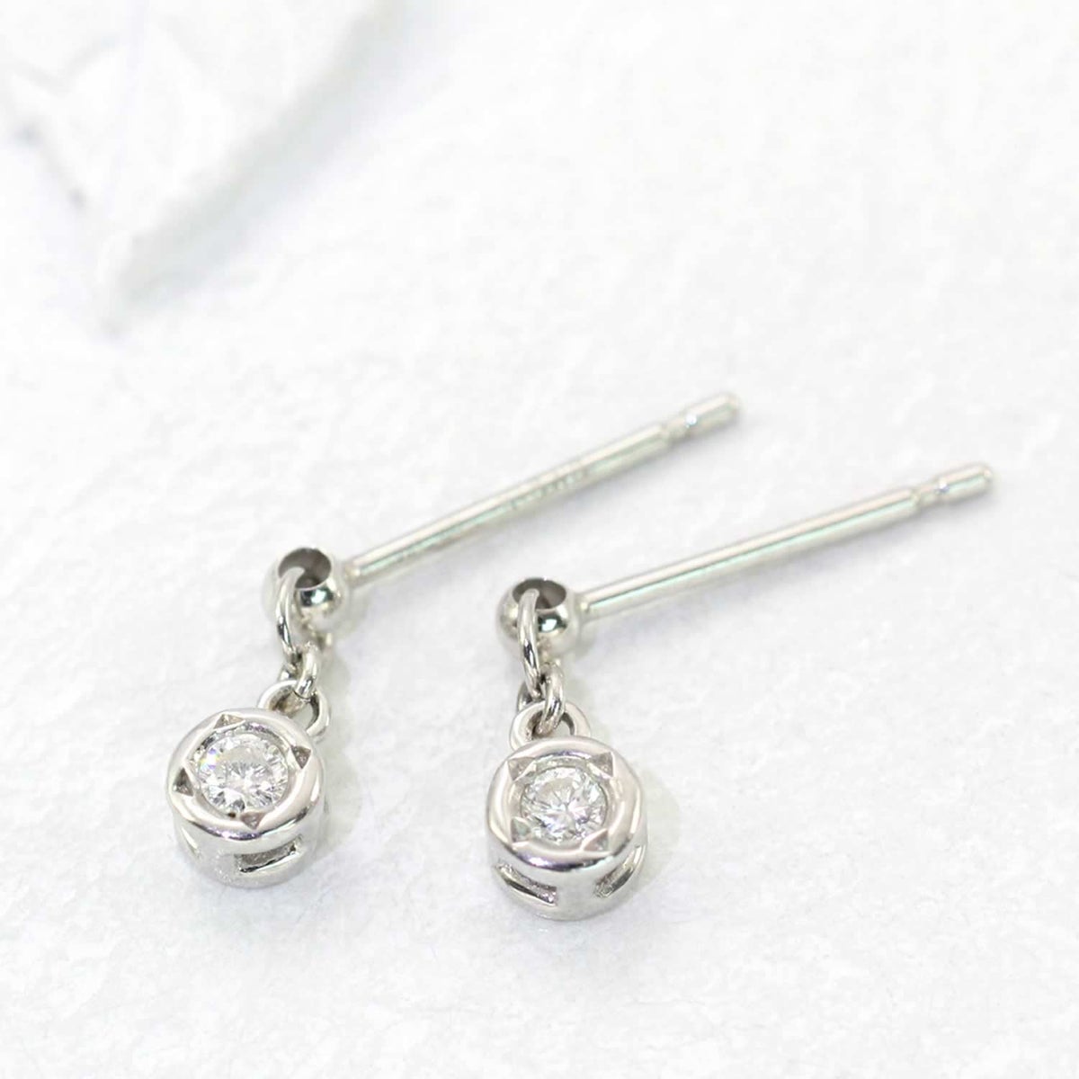 K18WG ダイヤモンド＆サファイア リバーシブルピアス 9月 誕生石_09