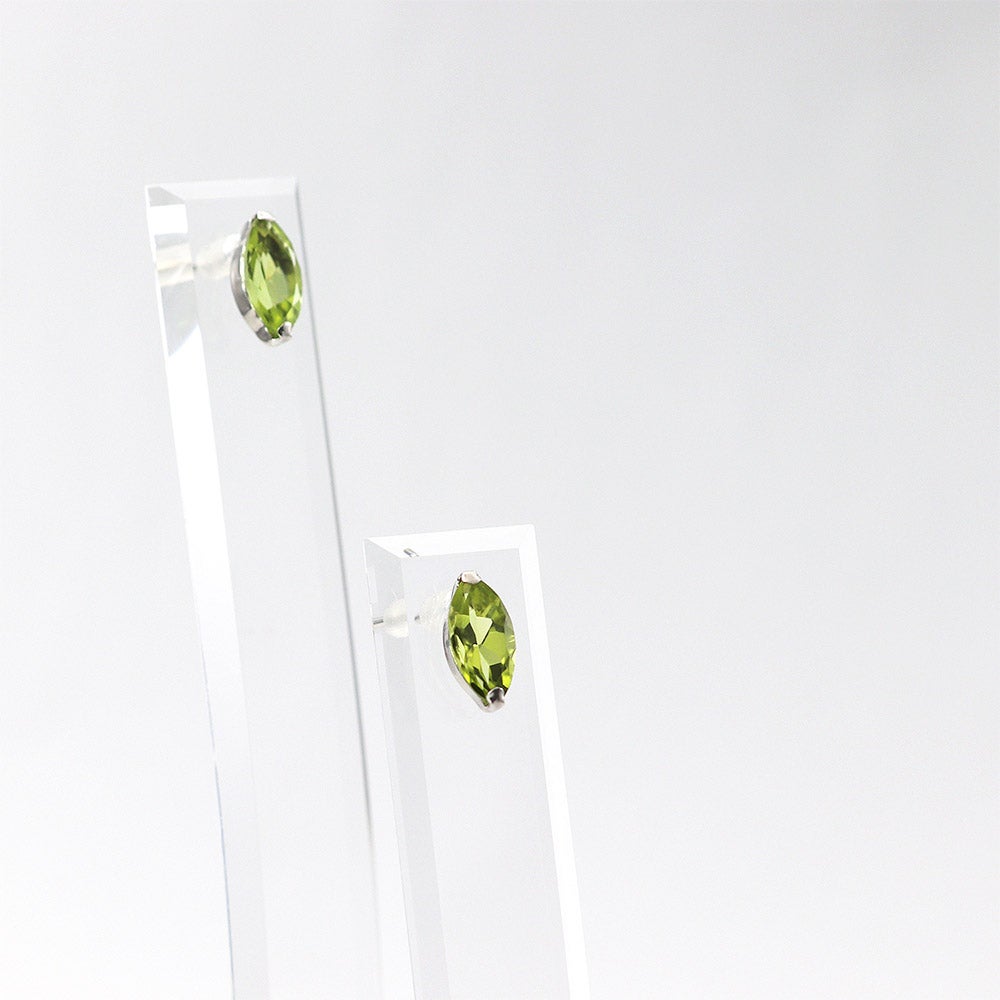 K18WG ペリドット ピアス_04