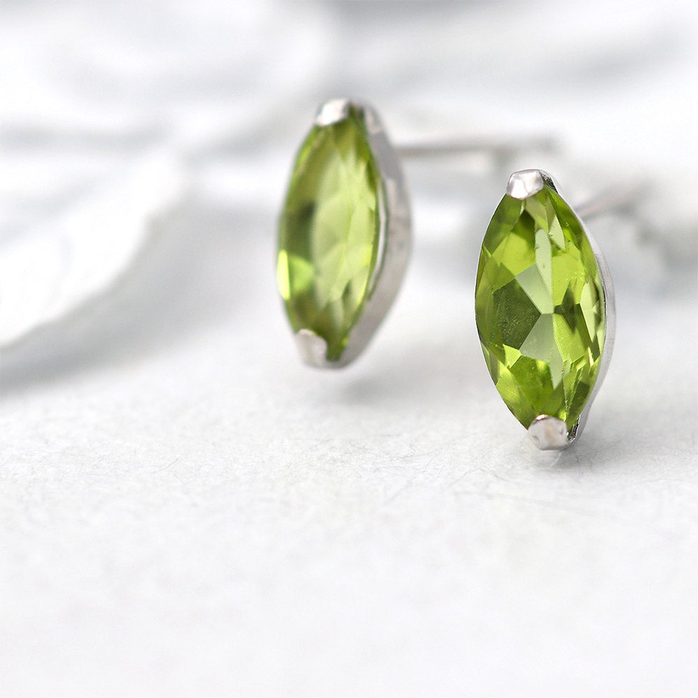 K18WG ペリドット ピアス_10