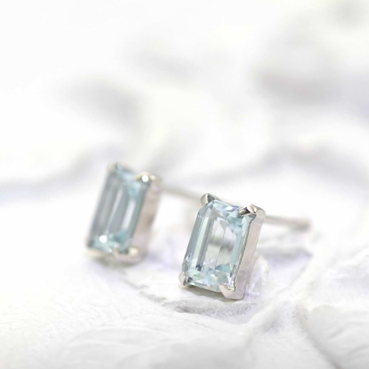 K18WG アクアマリン ピアス_02