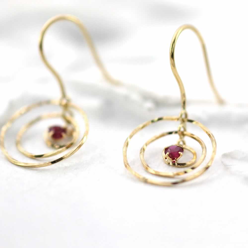 K18YG ルビー ピアス_04