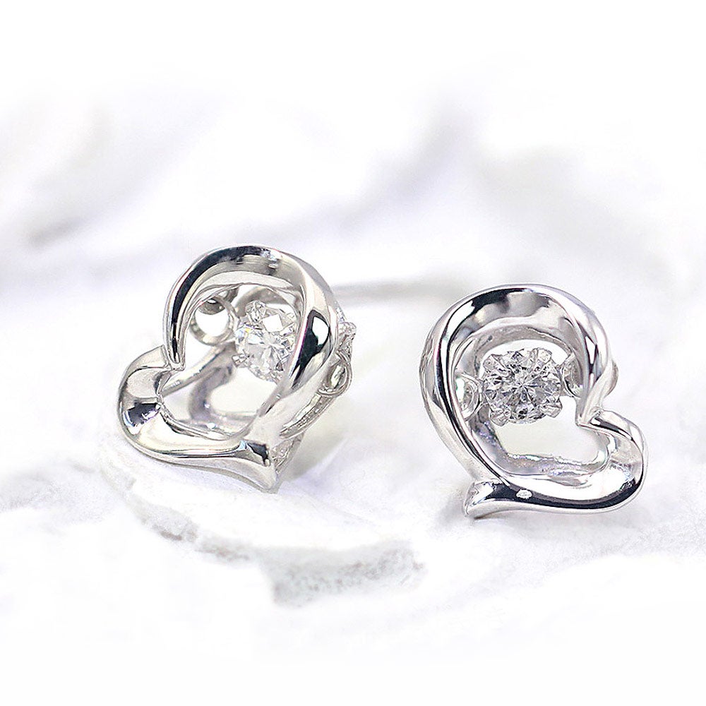 K18WG ダンシングストーン ダイヤモンド ハートピアス_02