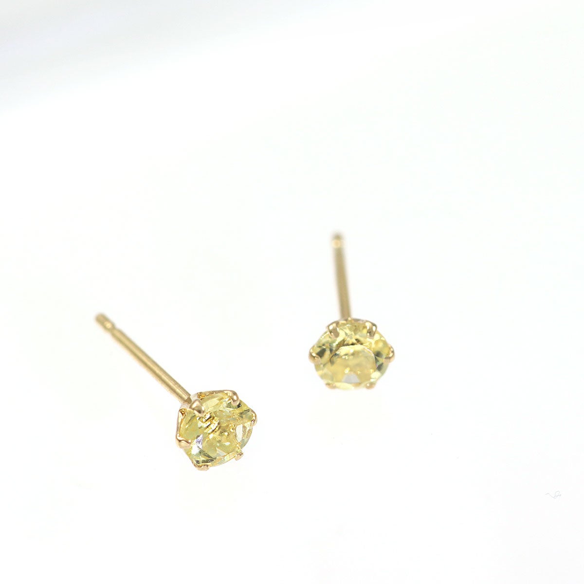 K18YG イエローベリル ピアス_02