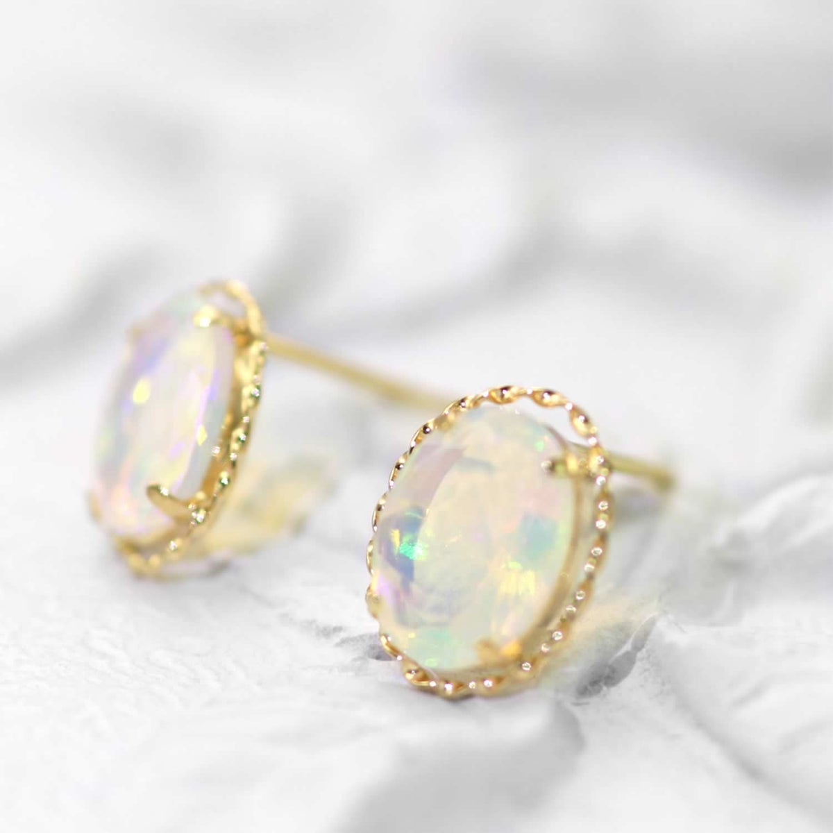 K18YG オパール ピアス 10月の誕生石_03