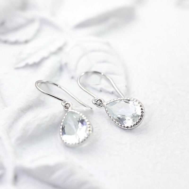 K18WG アクアマリン ティアドロップフックピアス_02