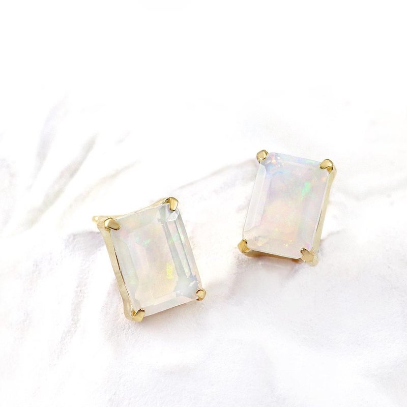 K18YG オパールピアス 10月誕生石_02