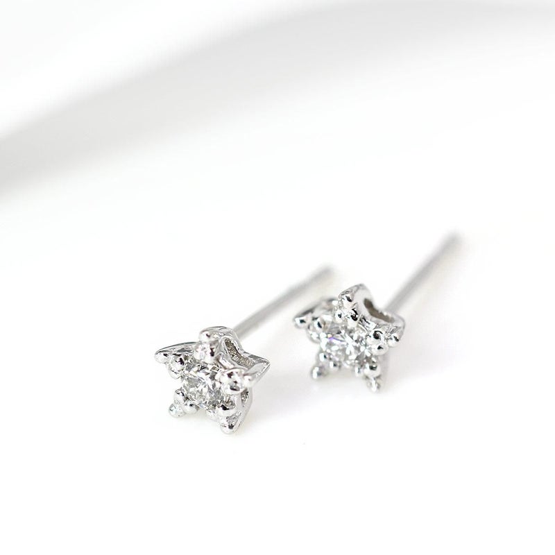 K18WG ダイヤモンド スターピアス_02