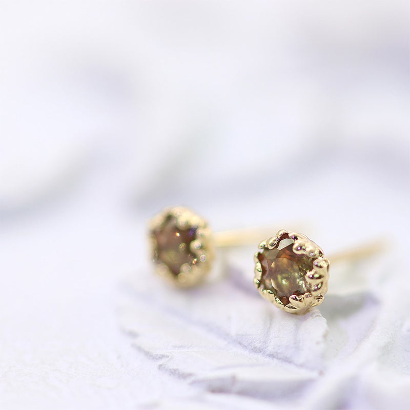 K18YG アンダリュサイト ピアス_02