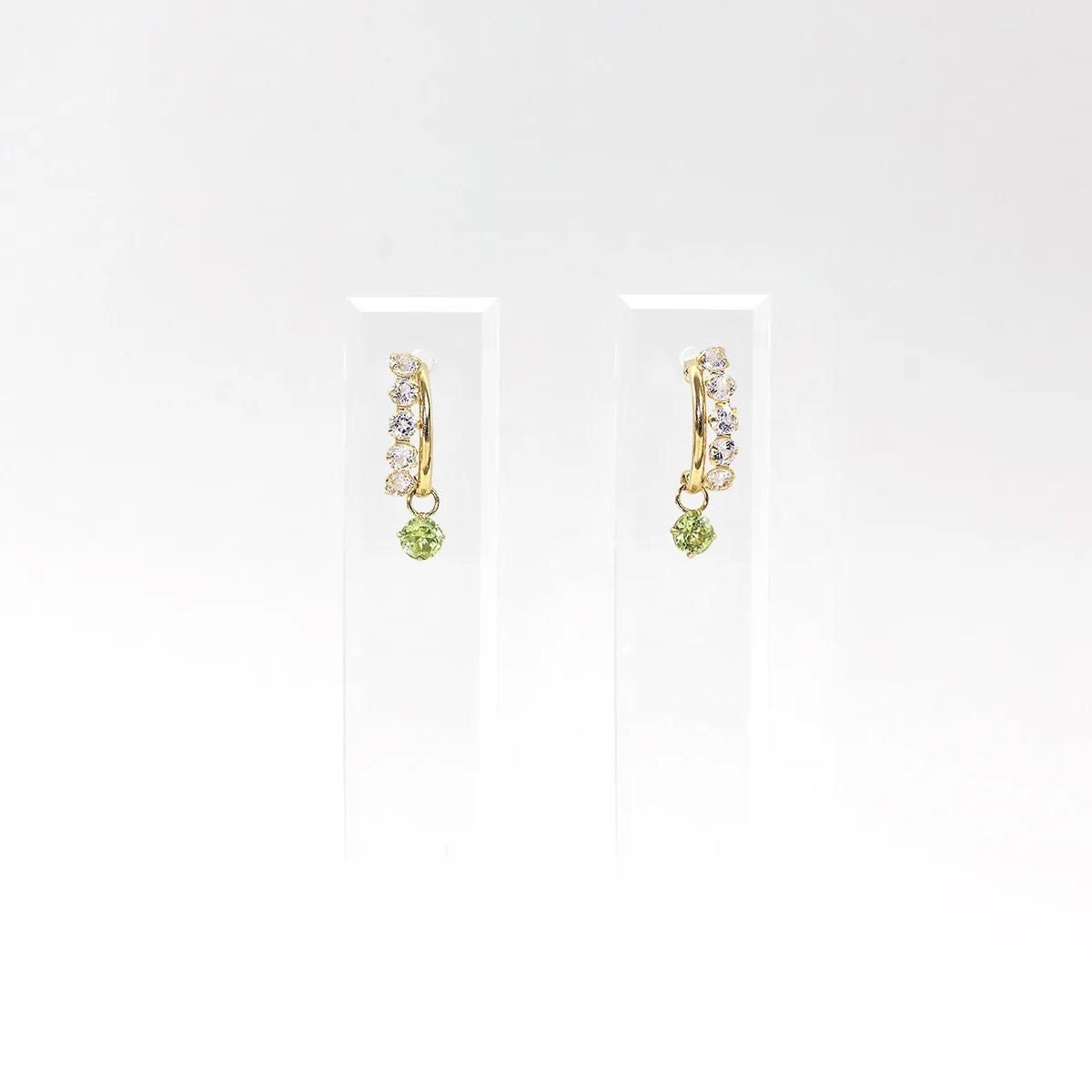 K18YG ホワイトトパーズ＆ペリドット ピアス_03