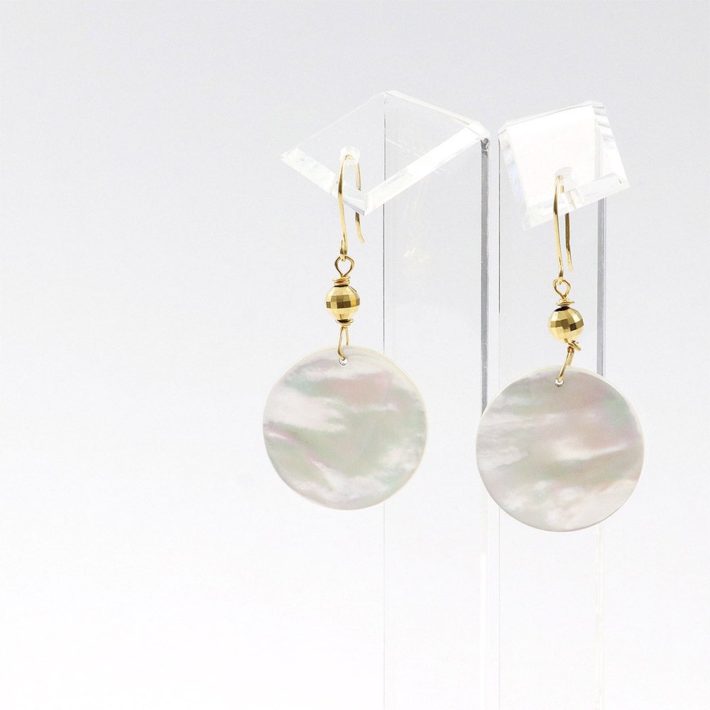 K18YG 白蝶貝 フックピアス_04